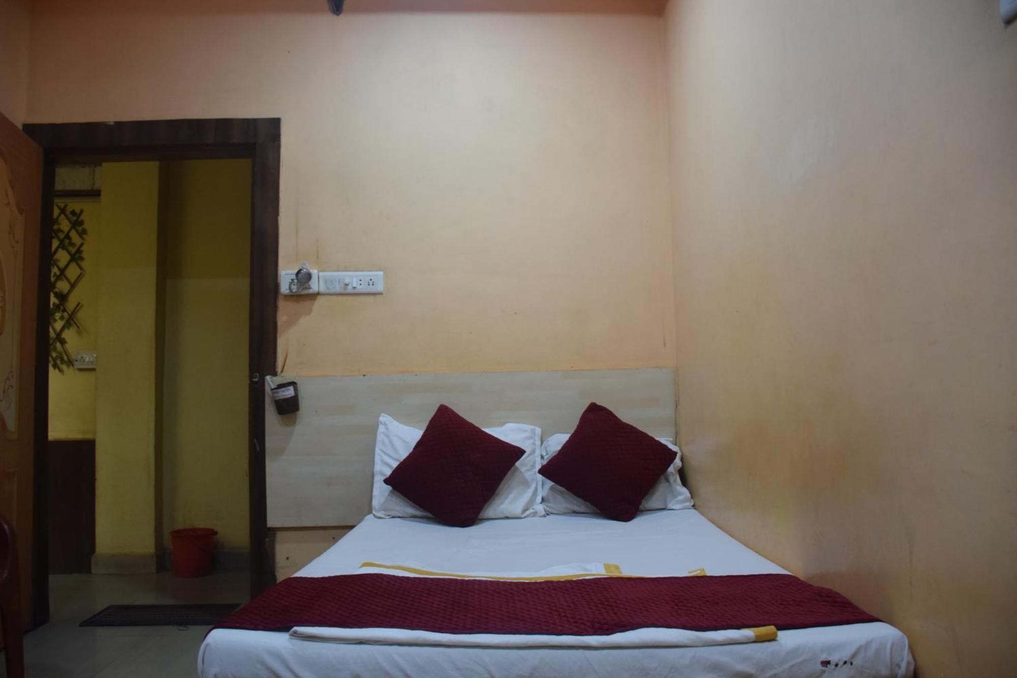 Hotel Thakur Ji Bhopal Zewnętrze zdjęcie