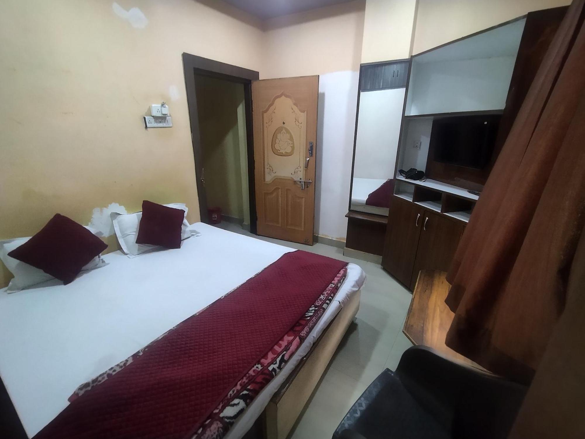 Hotel Thakur Ji Bhopal Zewnętrze zdjęcie
